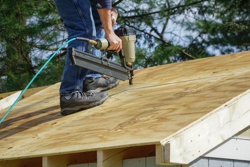 Why Queens Properties Need Experienced Roofing Specialists